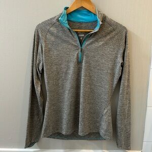 Nike quarter zip pullover